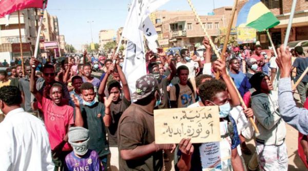 مجلس السيادة يحذّر من «فتنة» في السودان