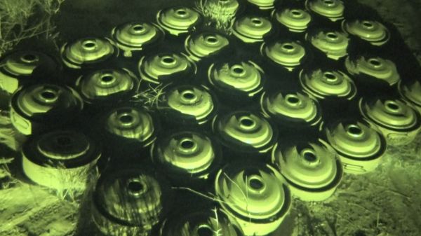 فيديو| اكتشاف حقل ألغام جديد من مخلفات المليشيات الحوثية جنوب حيس