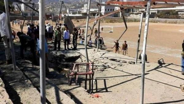 27 شهيدا وجريحا في قصف عدواني حوثي استهدف معسكرا بالضالع