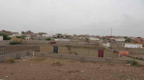 مدفعية المليشيا الحوثية تقصف مواقع في التحيتا