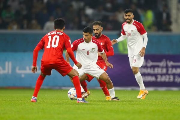بهدف قاتل.. منتخب عمان إلى نهائي خليجي25