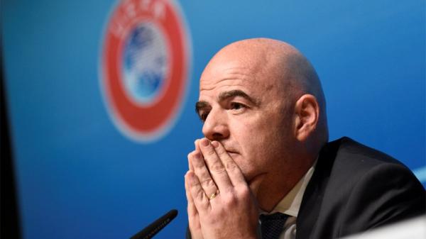 "الفيفا" يكشف عجز قطر عن تنظيم كأس العالم 2022