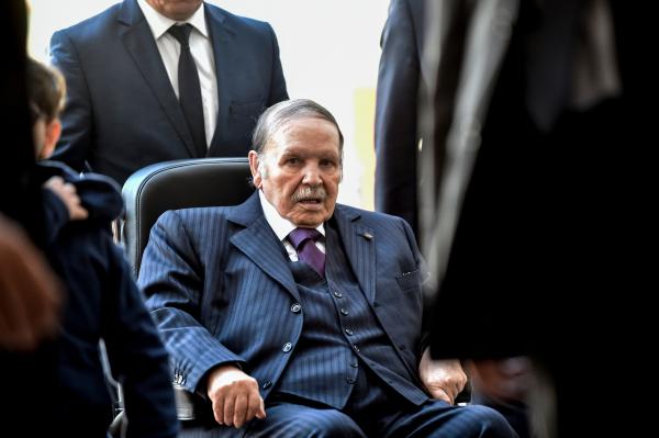 الجزائر تعلن موعد الانتخابات الرئاسية
