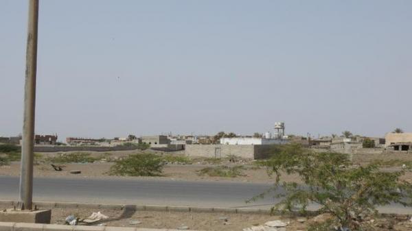 مليشيا الحوثي تستهدف مواقع للقوات المشتركة في الدريهمي