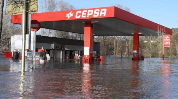 مقتل 9 في عاصفة تضرب إسبانيا