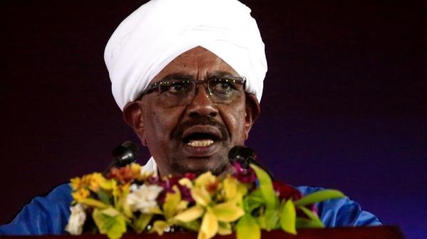 السودان.. البشير يتعهد بتنمية الريف وسط دعوات لتظاهرات جديدة