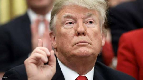 ترامب يحذر فنزويلا بالخيار العسكري