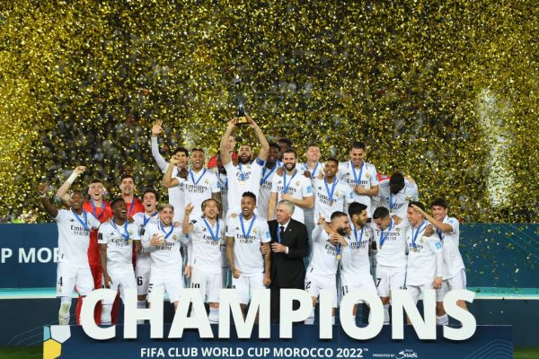 ريال مدريد "بطل العالم" 