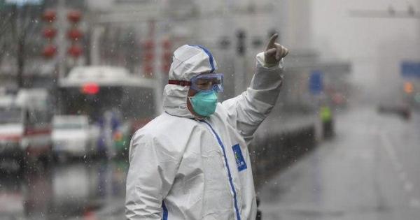 الصين تعلن تباطؤ وتيرة الإصابة بـ "كورونا" نتيجة لتدابير صارمة