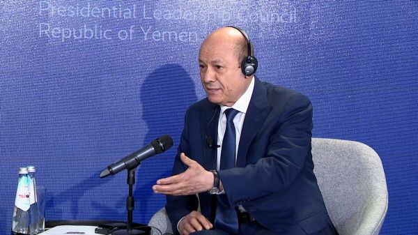 وضع خارطة سلام أمام المجتمع الدولي.. رئيس مجلس القيادة: الشعب اليمني لن يكل ولن يمل في مقاومة المليشيا الإيرانية 