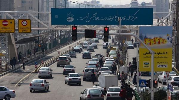 احتجاجا على تفشي كورونا.. مواجهات بين محتجين والشرطة