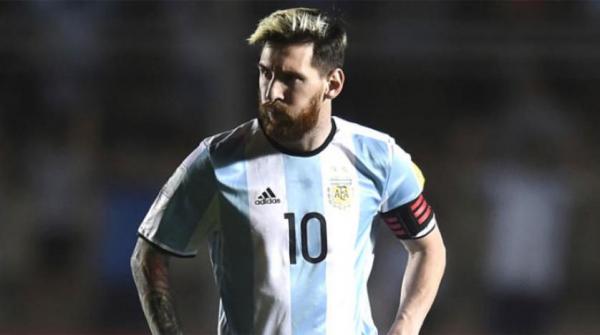 بعد غياب طول ميسي يعود