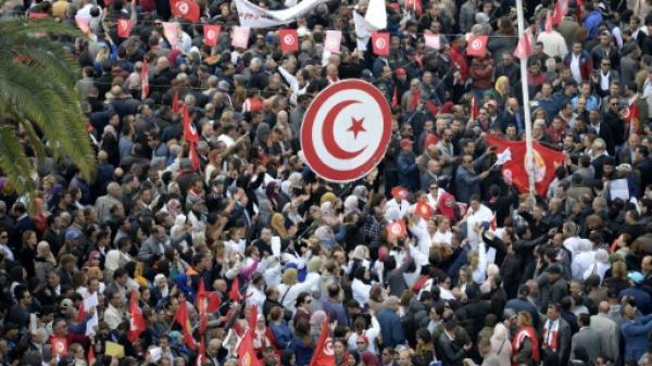 تونس.. تأجيل موعد الجولة الأولى من الانتخابات الرئاسية
