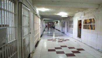 سادس تمرد في سجون إيران خشية كورونا
