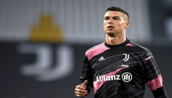 هداف الدوري الإيطالي.. مطالب جمهور يوفنتوس تهدد حلم رونالدو