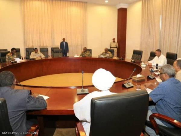 السودان.. جلسة إيجابية بين المجلس العسكري وقوى تحالف "الحرية والتغيير"