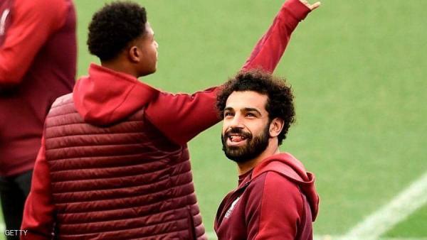 نظرات صلاح فضحت كل شيء  في "كامب نو"..