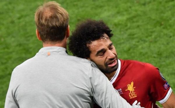 ليفربول يعلن غياب نجمه محمد صلاح عن مواجهة برشلونة