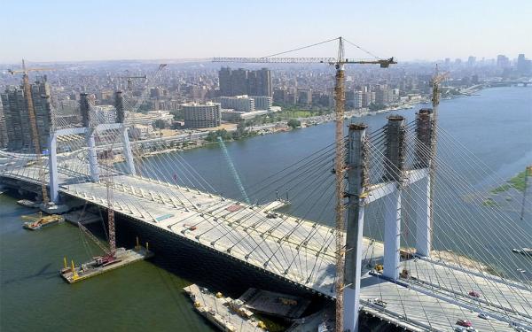 مصر تفتتح أعرض جسر في العالم