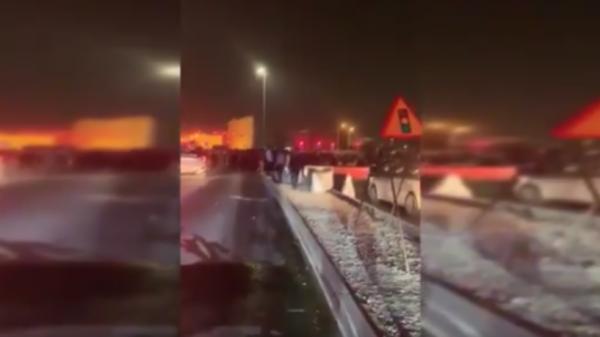 احتجاجات وقطع طريق في قطر 