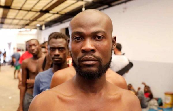 مقتل مهاجرين في محاولة فرار من مهربين بليبيا