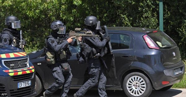  الشرطة الفرنسية تعلن القبض على منفذ اعتداء نانت بعد مواجهة مسلحة