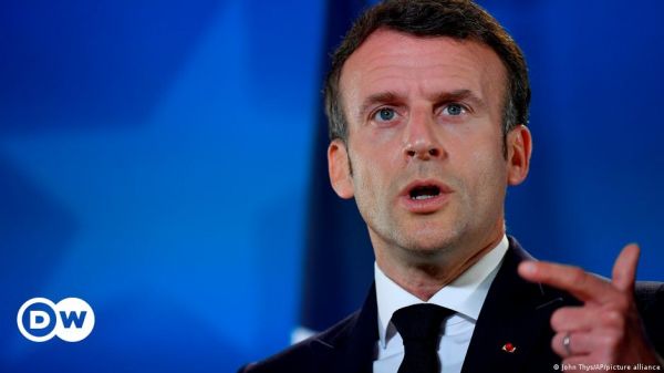 المتّهم بصفع ماكرون يمثل أمام المحكمة