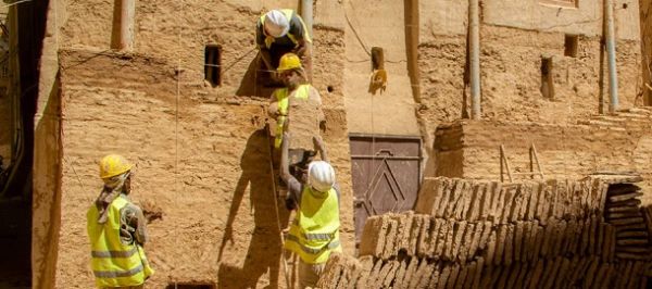 لإنقاذ المدن التاريخية.. اليونسكو تدشن المرحلة الثانية من مشروع "النقد مقابل العمل" في اليمن