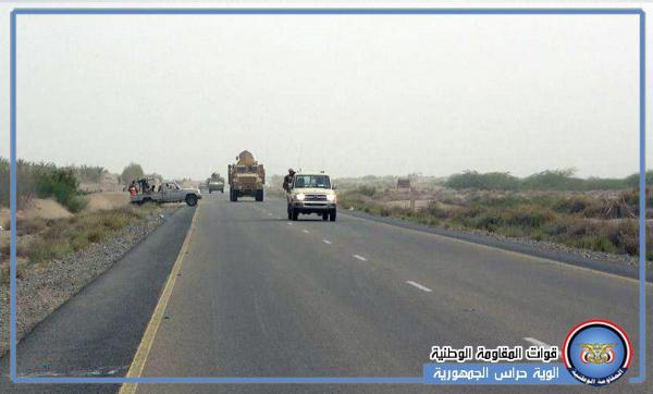 صحيفة: الحوثيون يرفضون تسليم الحديدة دون قتال