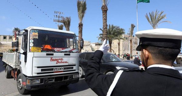 رئيس الحكومة الليبية يعلن فتح الطريق الساحلي