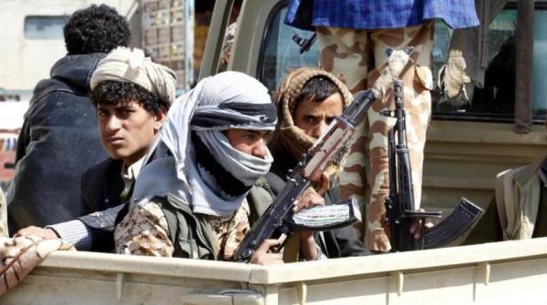 قيادات حوثية بمحافظة ذمار تبسط بالقوة على أراضي مواطنين مساحتها 350 لبنه