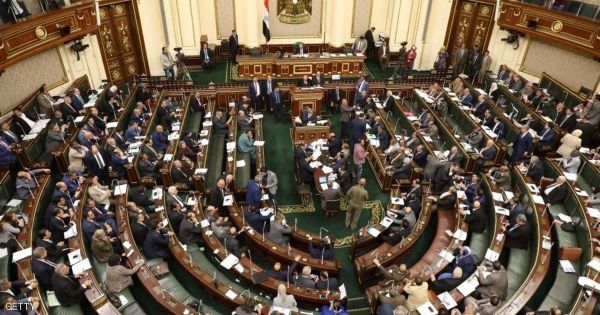 مصر.. البرلمان يعلن رأيه النهائي بشأن قانون "فصل الإخوان"