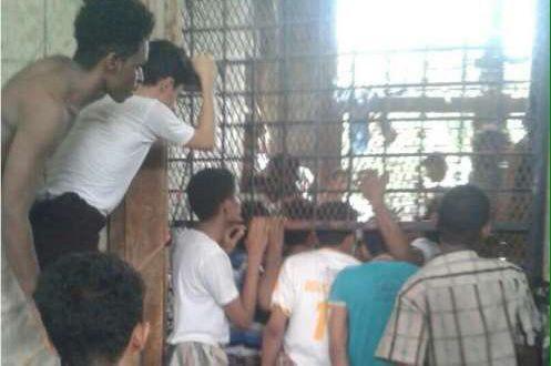 مليشيات الحوثي تنقل معتقلين من زبيد إلى مدينة الحديدة