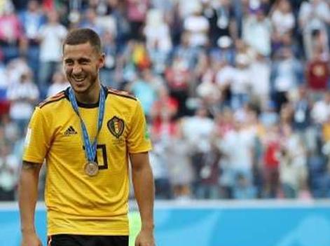 إيدين هازارد يحصد جائزة الأفضل في اللقاء   
