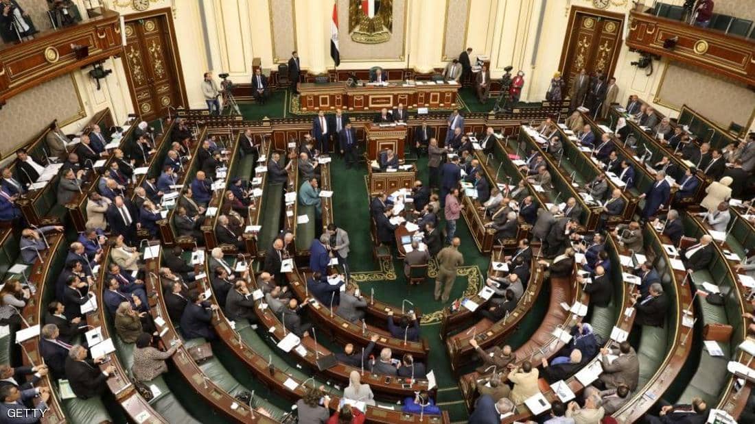 البرلمان المصري يوافق على إرسال قوات عسكرية إلى خارج البلاد دفاعا عن الأمن القومي