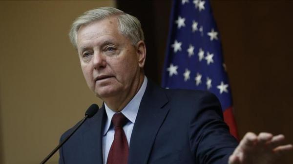 سيناتور أمريكي: هجوم أرامكو عمل عسكري يستدعي ردا حاسما