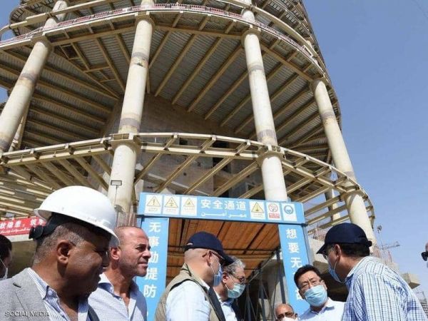 تجاوز برج القاهرة.. مصر تقترب من "أيقونتها الجديدة"