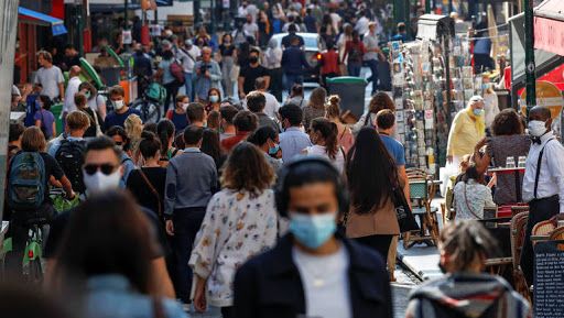 تسجل أكثر من 10 آلاف إصابة جديدة بكورونا في فرنسا 