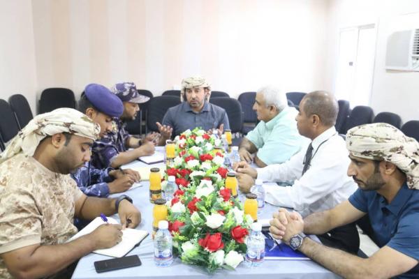 ممثل الداخلية الإماراتية: مستعدون لتقديم الدعم الكامل للأمن والقضاء في حضرموت