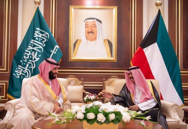 أمير الكويت يستقبل ولي العهد السعودي بقصر بيان