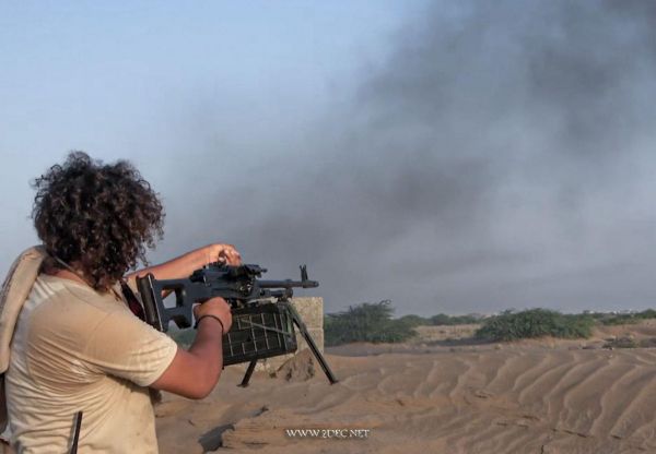 فيديو| الإعلام العسكري يوزع مشاهد لكسر هجوم حوثي في الحديدة