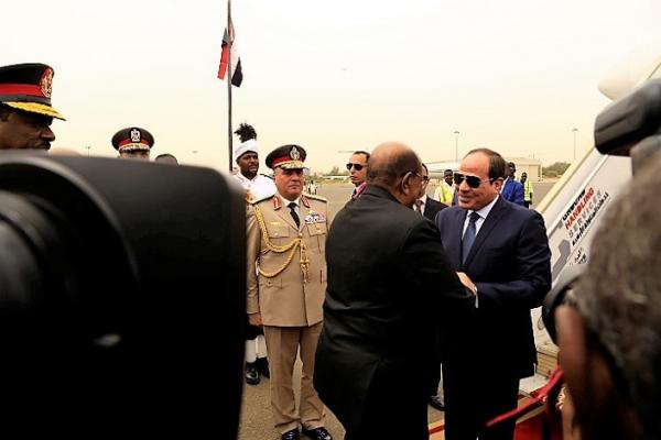 السيسي يختتم زيارة ناجحة إلى السودان