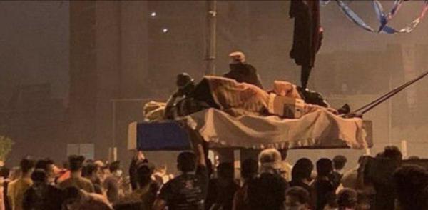 آلاف المتظاهرين يكسرون حظر التجول في بغداد