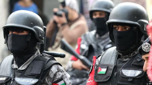 الأردن.. حادثة طعن في جرش بينهم سياح