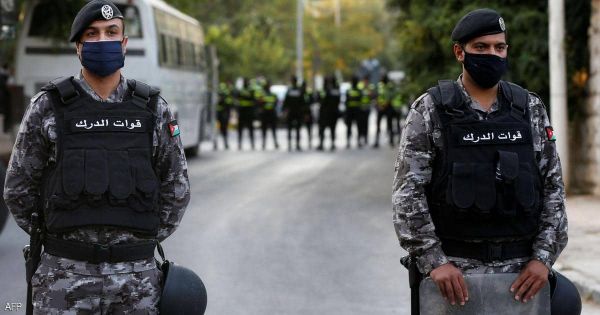 الأردن.. استقالة وزير الداخلية وتعزيز الأمن في الشوارع