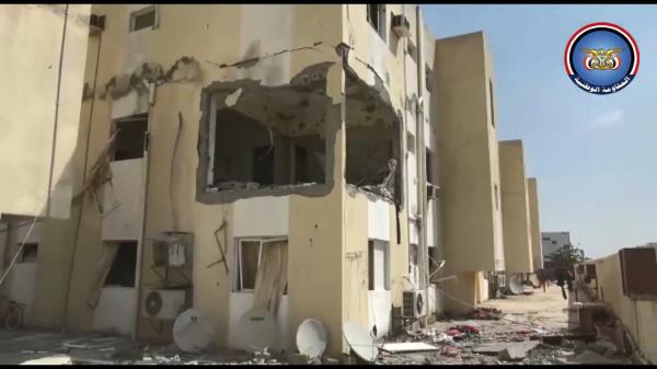 مليشيا الحوثي تستهدف بقصف مدفعي مستشفى 22 مايو بمدينة الحديدة - «فيديو»
