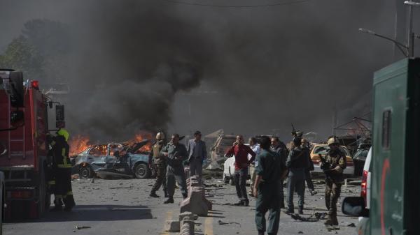  126 قتيلا وجريحا في تفجير انتحاري بأفغانستان 