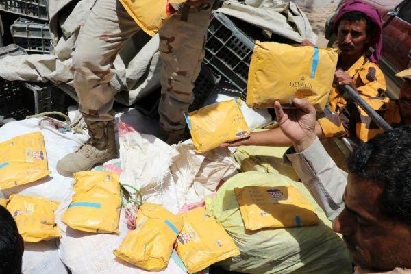قوات أمنية تضبط شحنة حشيش مخدر تتبع الحوثيين بالجوف 