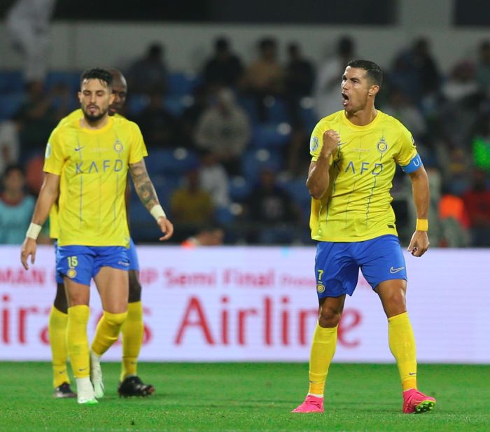 رونالدو يقود النصر السعودي إلى نهائي بطولة الأندية العربية 