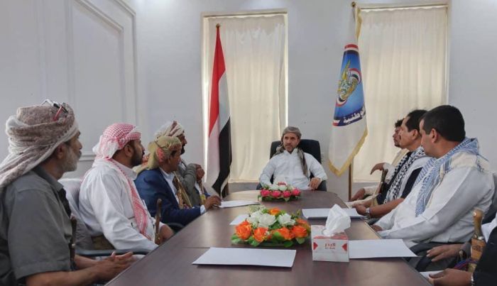 العميد دويد يرأس اجتماعًا لقيادة فرع المكتب السياسي بمأرب